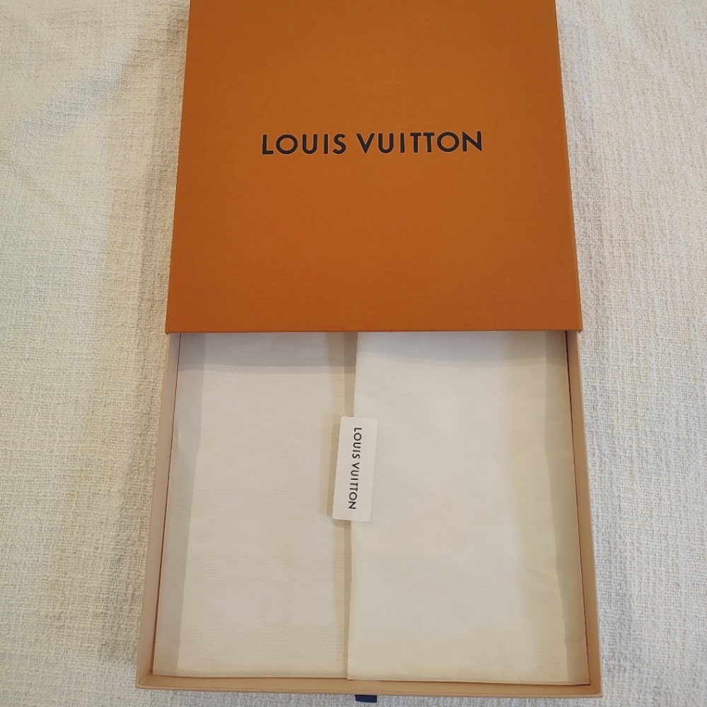 Louis Vuitton Authentic Slide Box Scarf Medium Display Storage Gift 11" …
